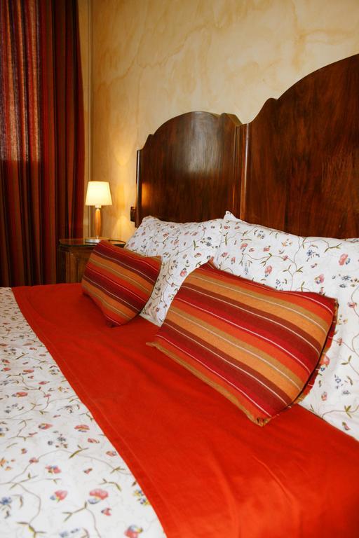 Gasthaus Agriturismo Corte Ponte Dei Tedeschi Ostiglia Zimmer foto