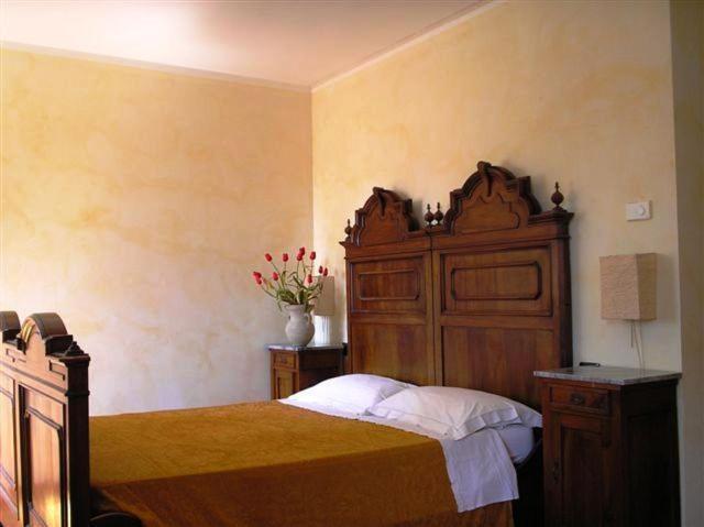 Gasthaus Agriturismo Corte Ponte Dei Tedeschi Ostiglia Zimmer foto